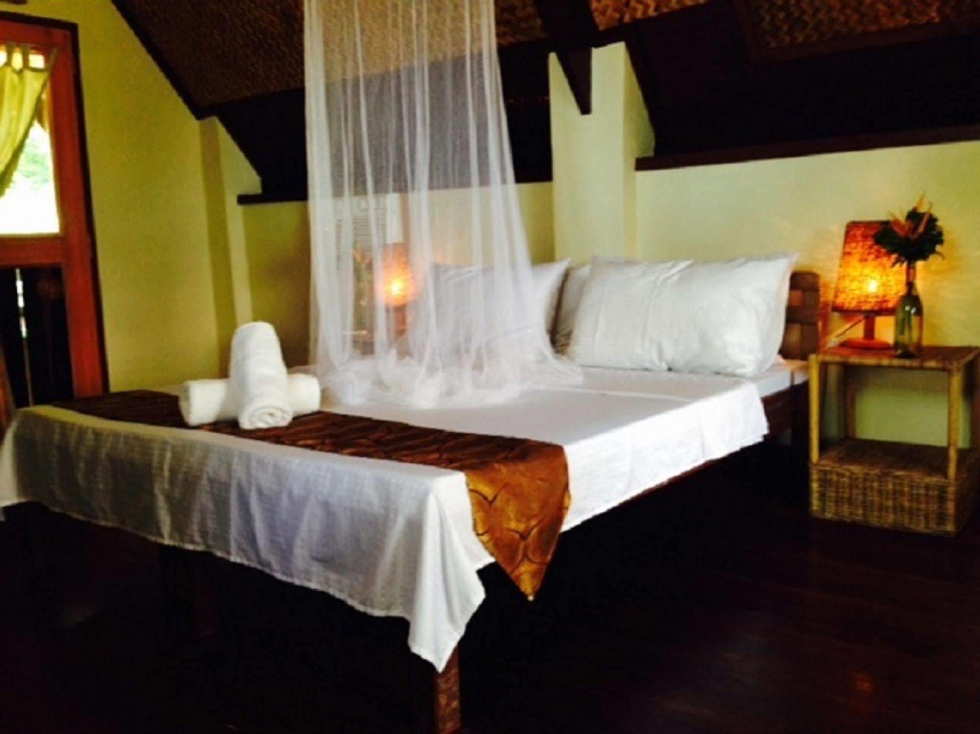 Makulay Lodge And Villas El Nido Exteriör bild